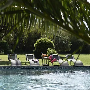  Couette-café Mas De Bouvet En Camargue France